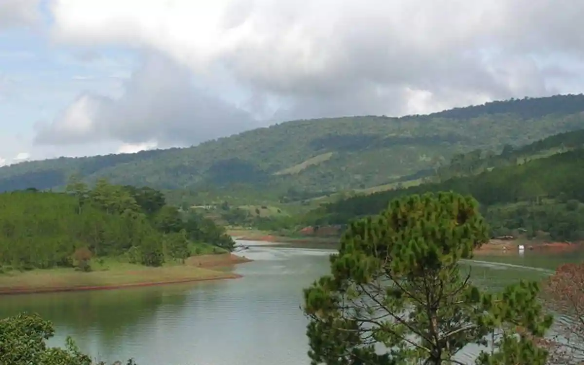 Khu Du Lịch Sinh Thái Hồ Trúc