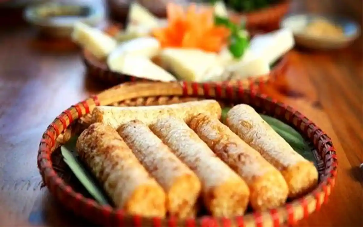 Cơm lam, thịt nướng