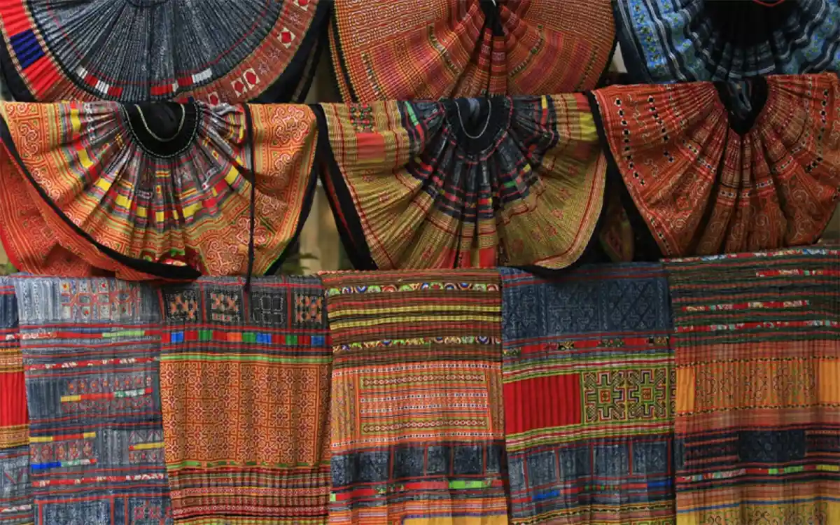 Thổ cẩm truyền thống