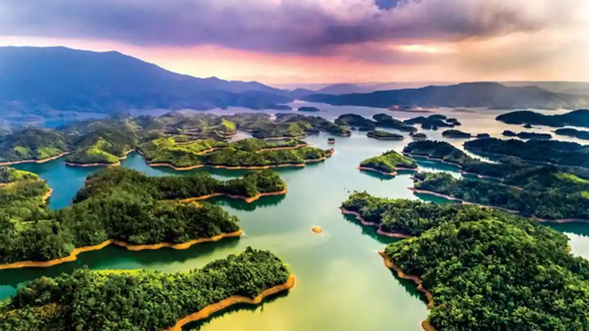 Khu du lịch Tà Đùng