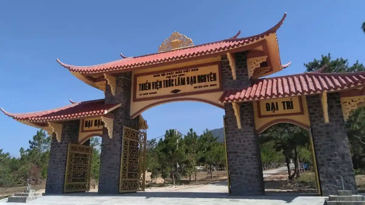 Thiền Viện Trúc Lâm Đạo Nguyên