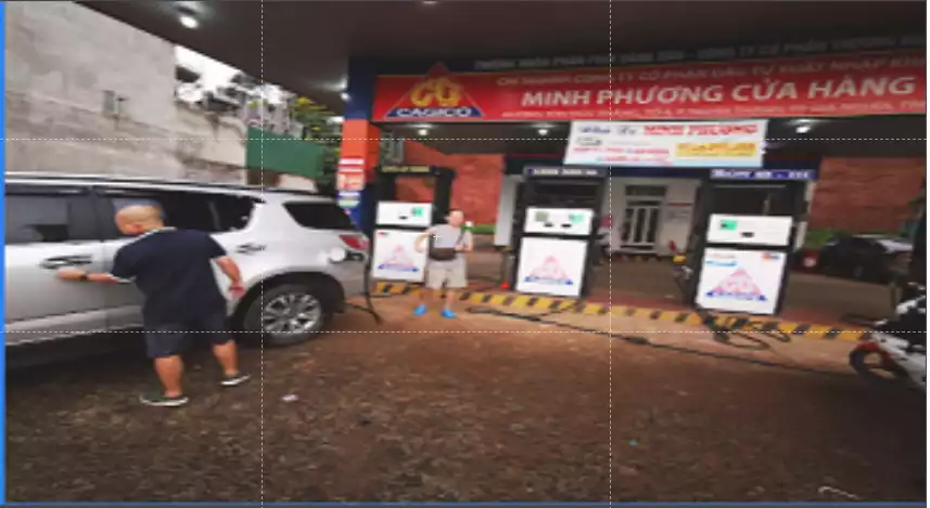 Cửa Hàng Xăng Dầu Số 36