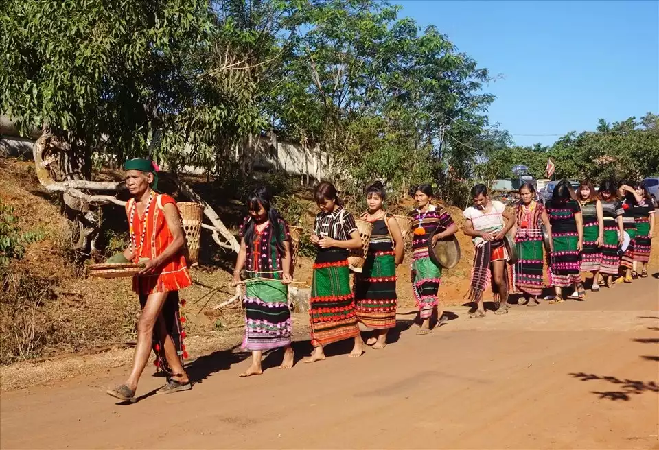 Bon Nj riêng (dân tộc Mạ)
