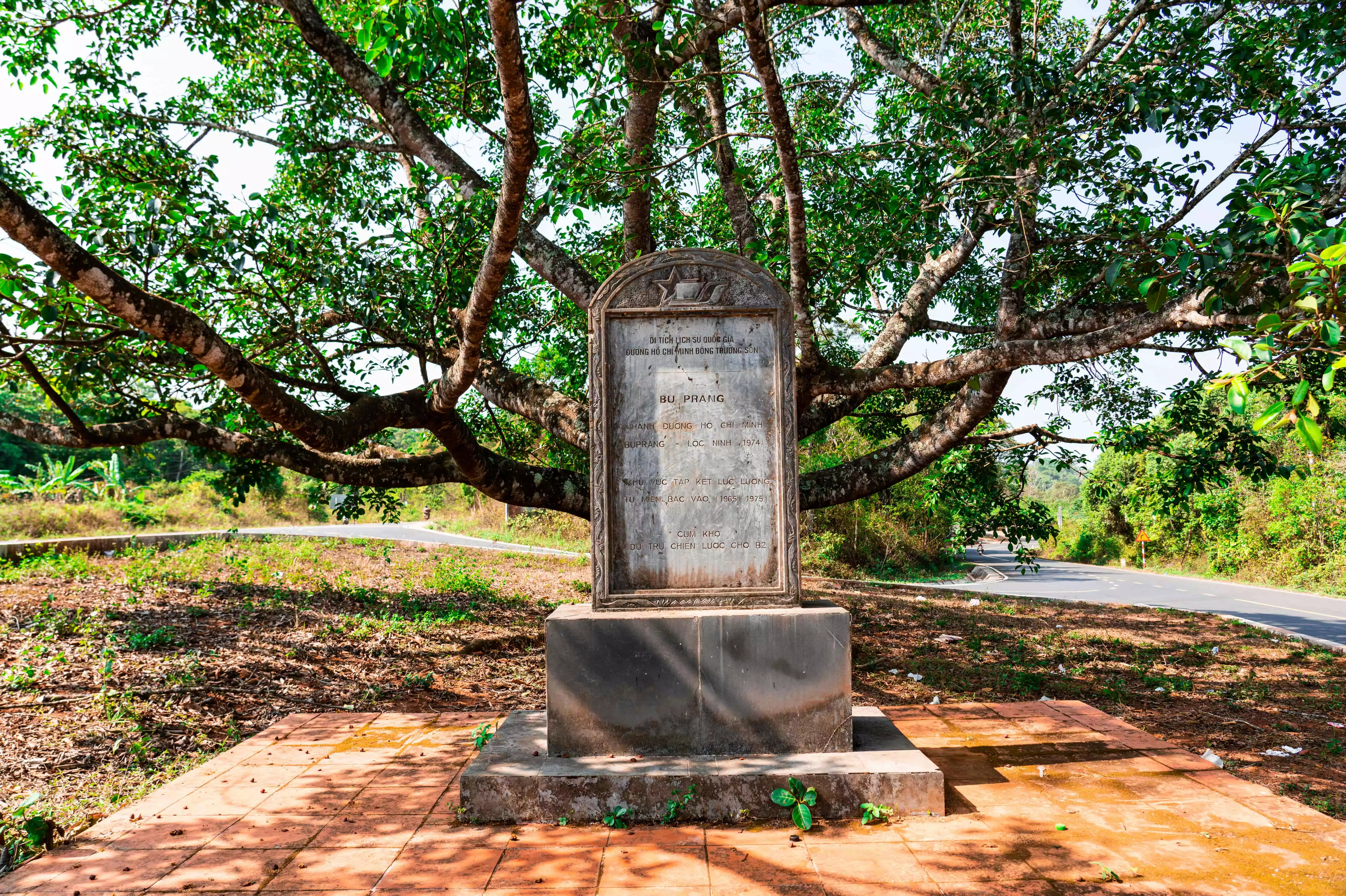 Di tích lịch sử Đường Trường Sơn - đường Hồ Chí Minh